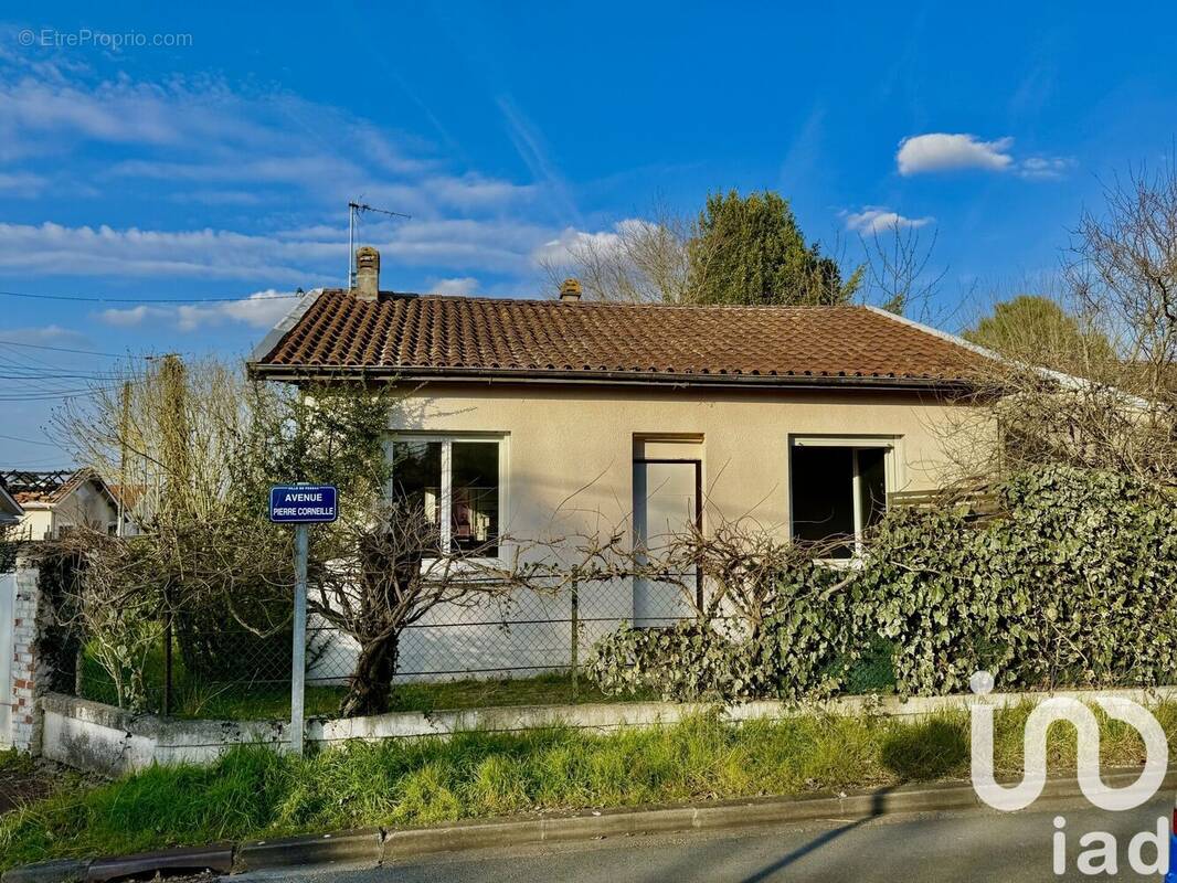 Photo 1 - Maison à PESSAC