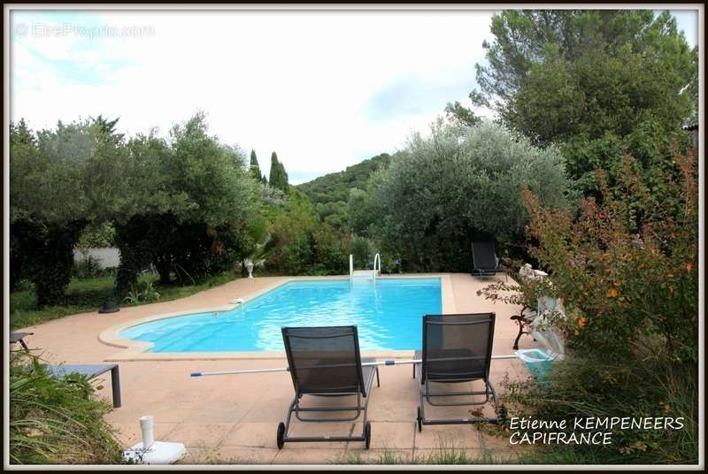 Maison à LORGUES
