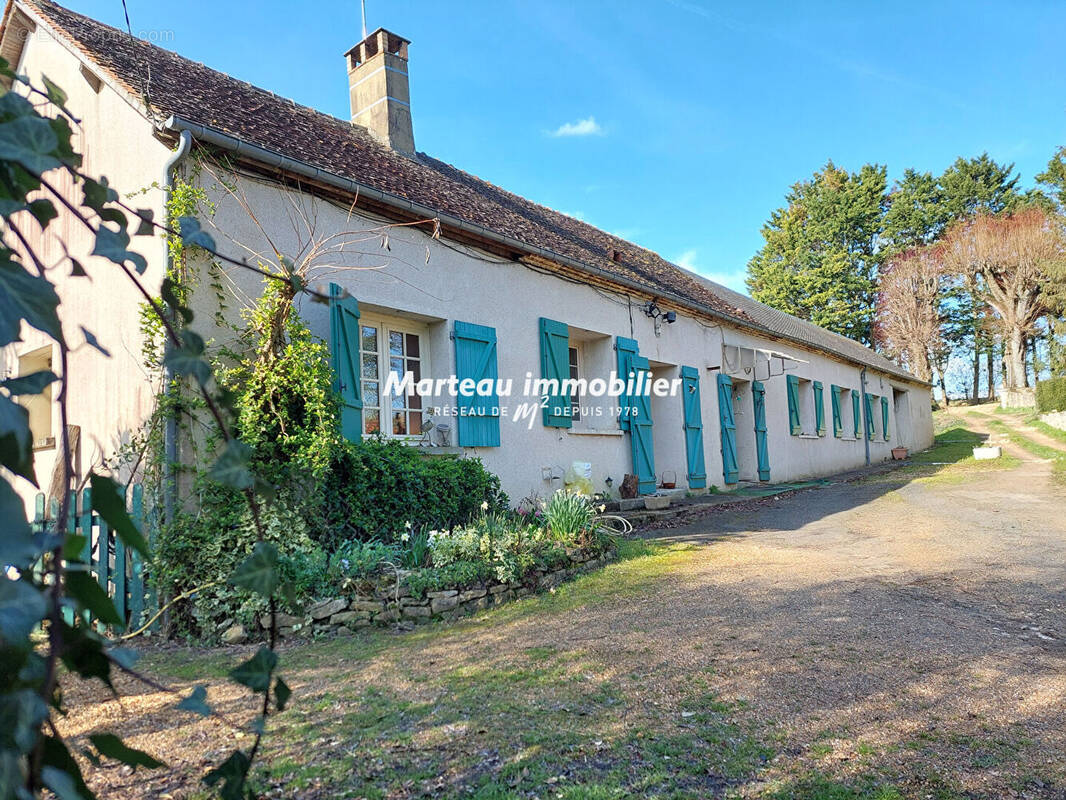 Maison à CHERRE