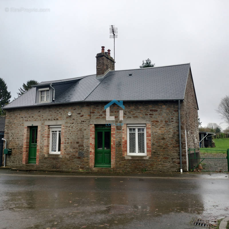 Maison à VILLEDIEU-LES-POELES