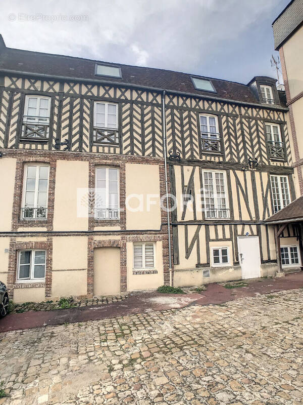 Appartement à VERNEUIL-SUR-AVRE