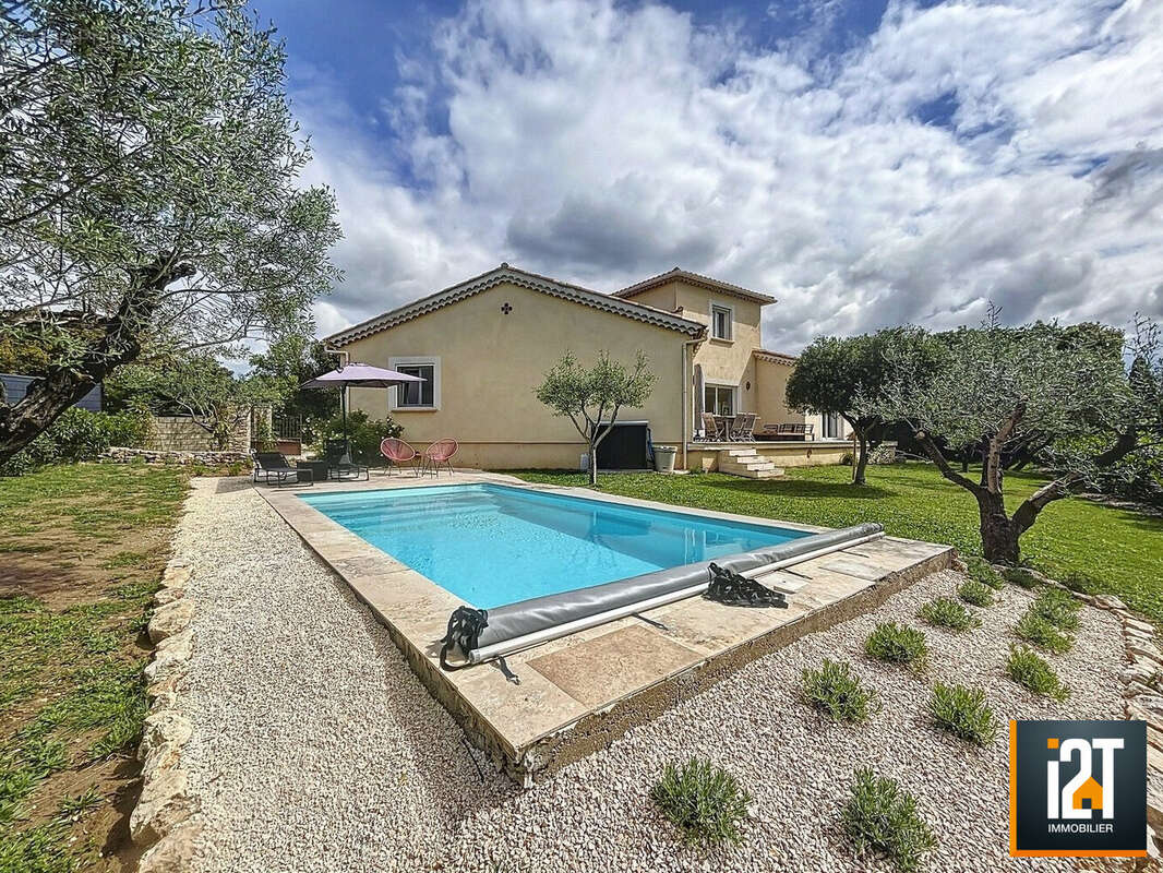 Maison à GARRIGUES-SAINTE-EULALIE