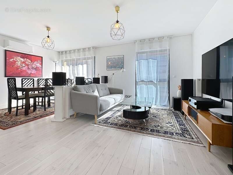 Appartement à CRAPONNE