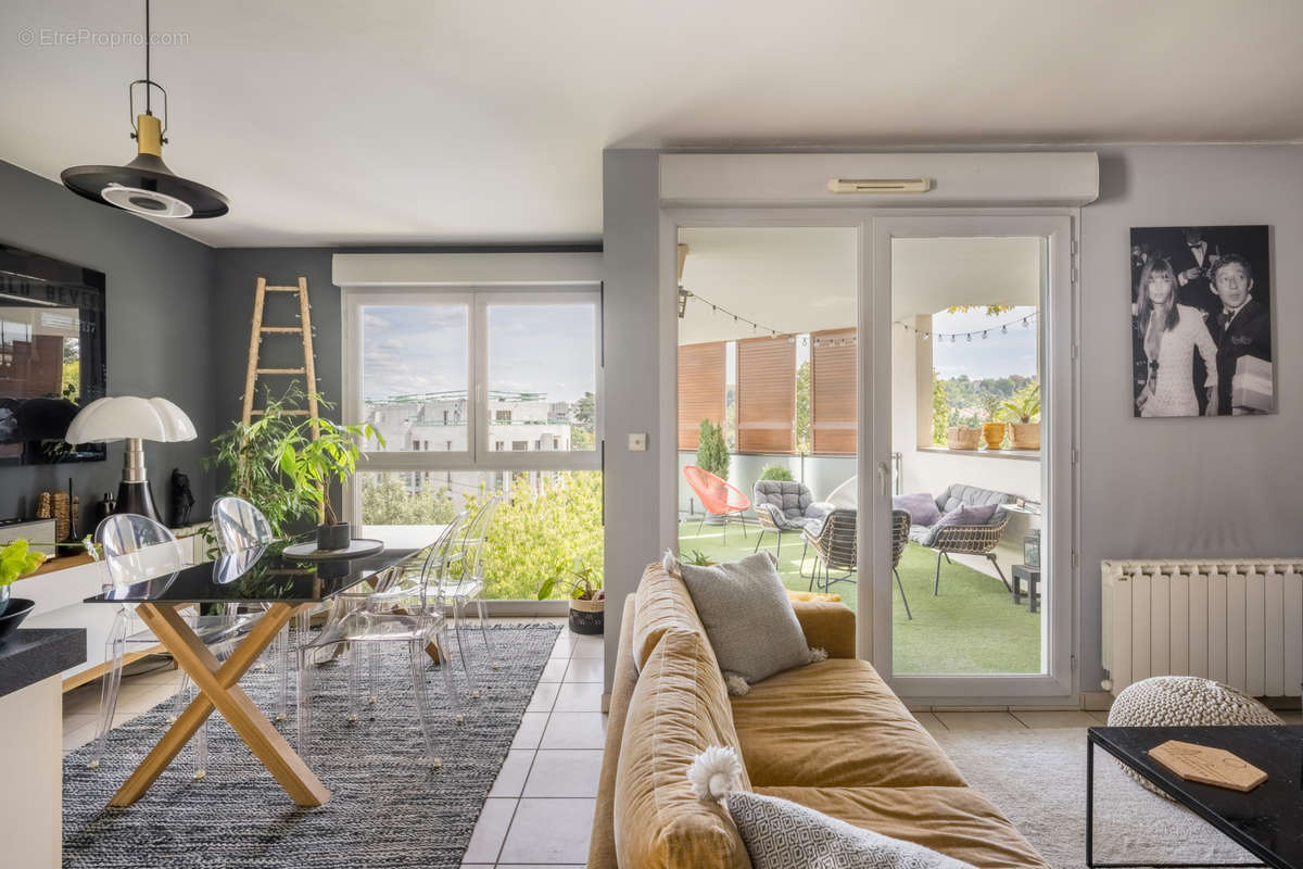 Appartement à TASSIN-LA-DEMI-LUNE