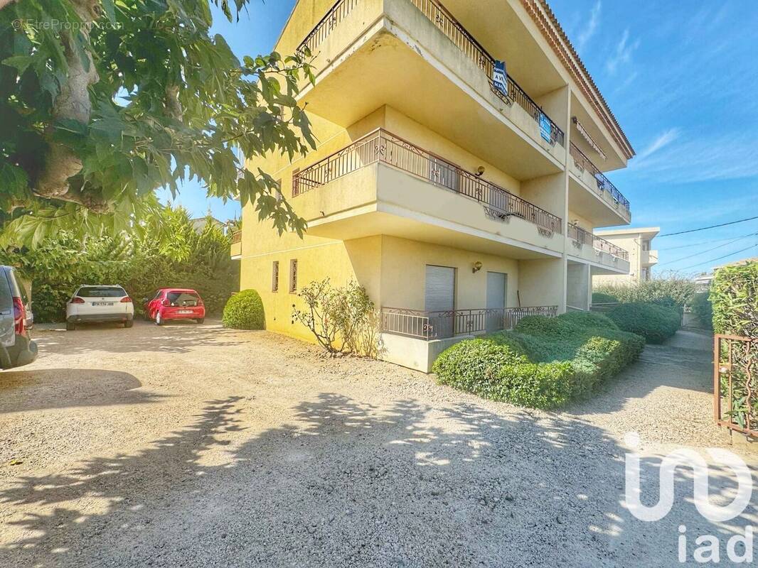 Photo 1 - Appartement à SIX-FOURS-LES-PLAGES