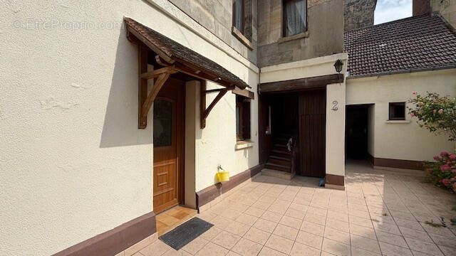 Maison à LIANCOURT
