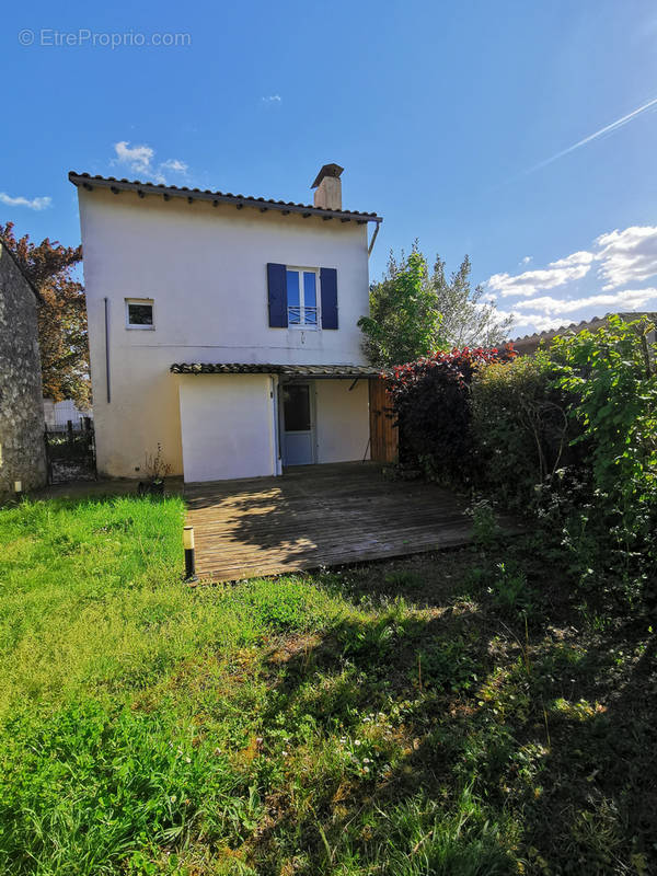 Maison à CARIGNAN-DE-BORDEAUX