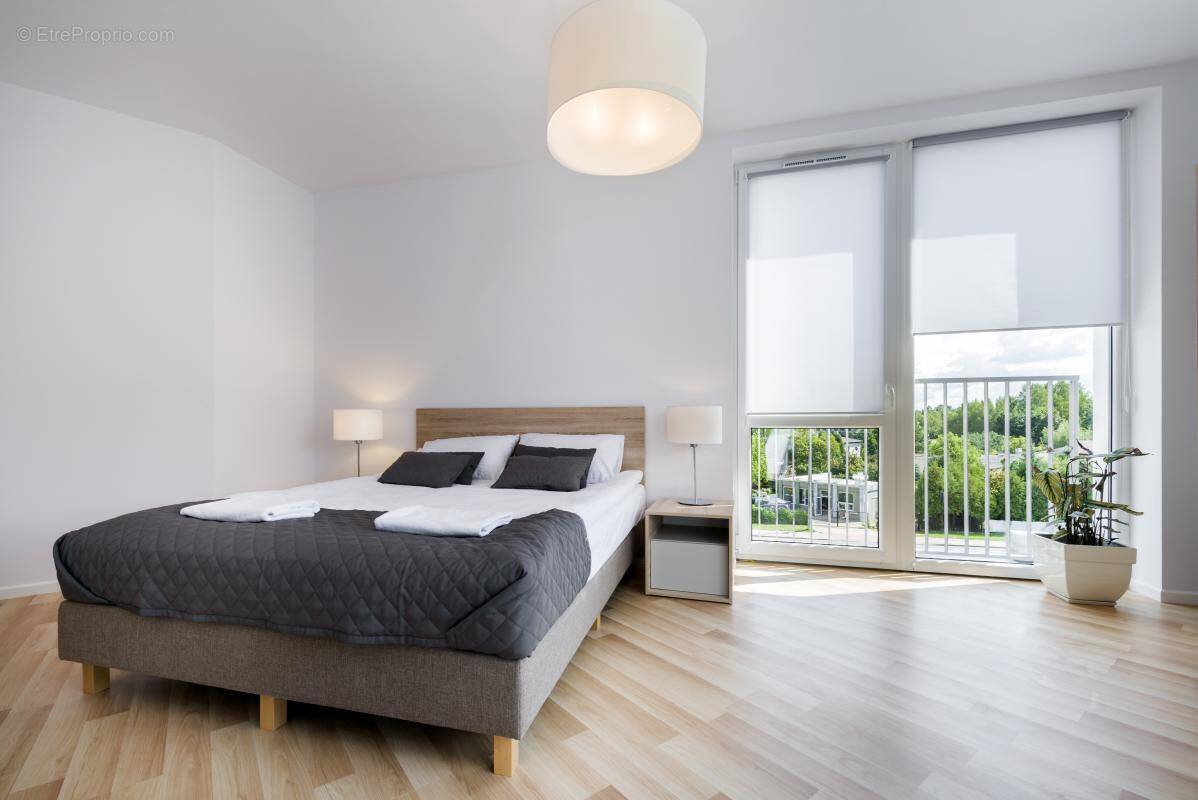 Appartement à VILLENEUVE-LA-GARENNE