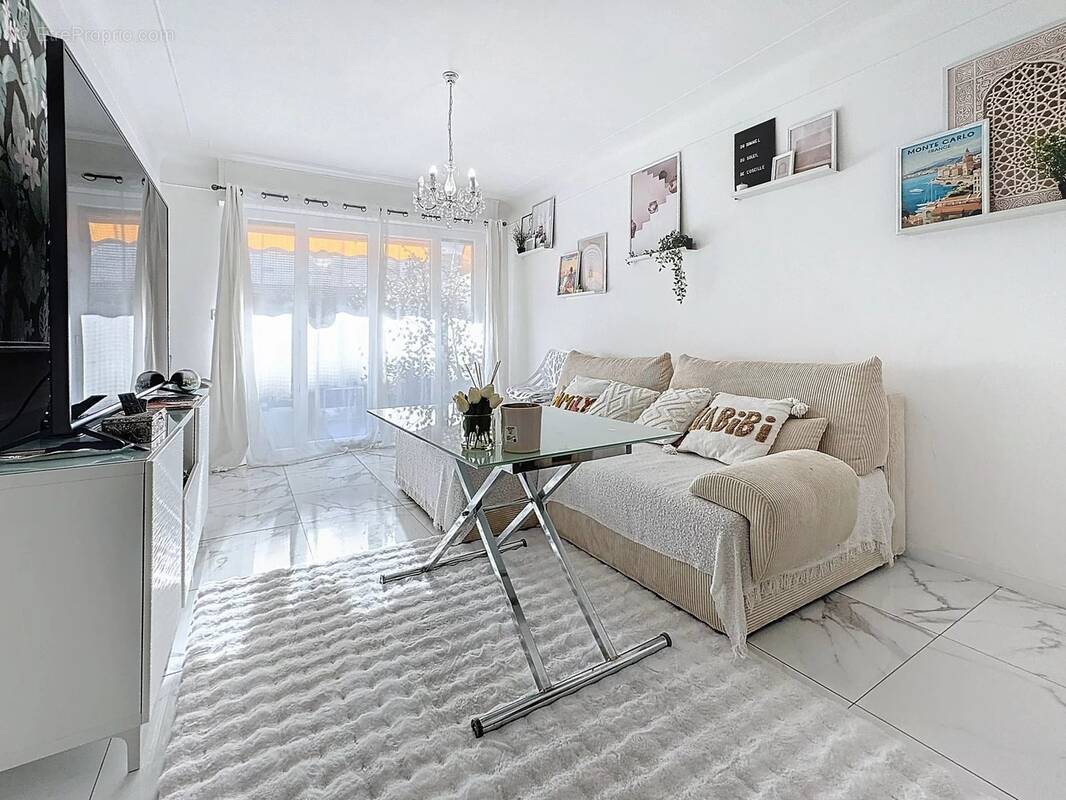 Appartement à LE CANNET