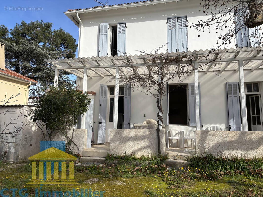 Maison à MARSEILLE-8E