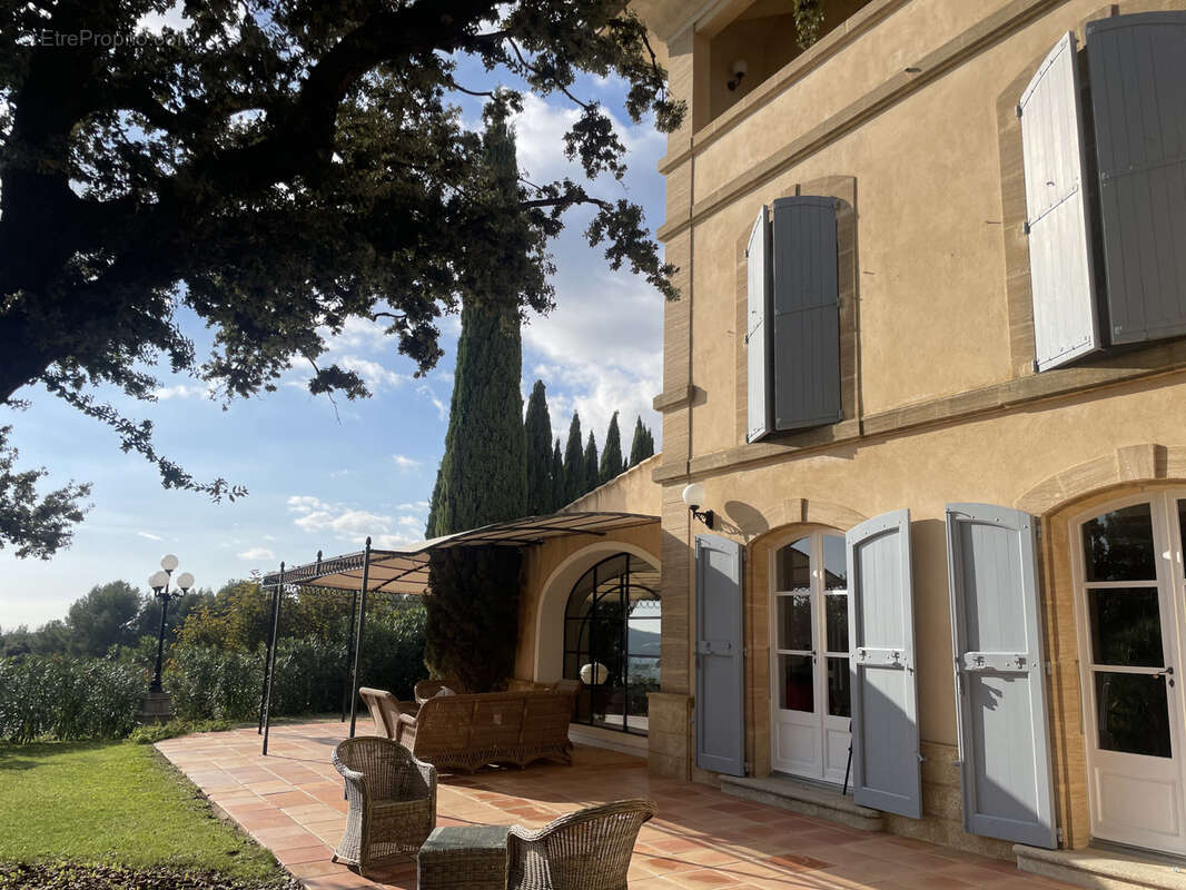 Maison à LE CASTELLET