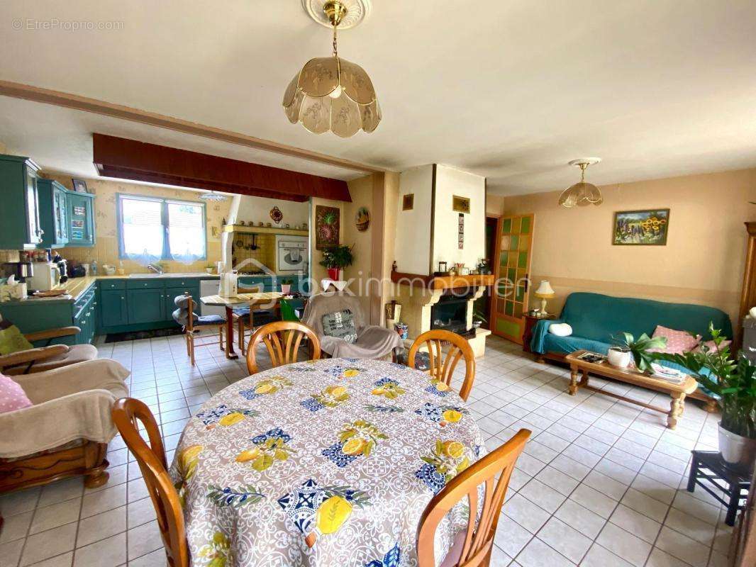 Maison à ETAMPES