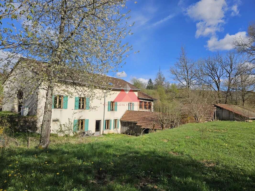 Maison à RAVILLOLES