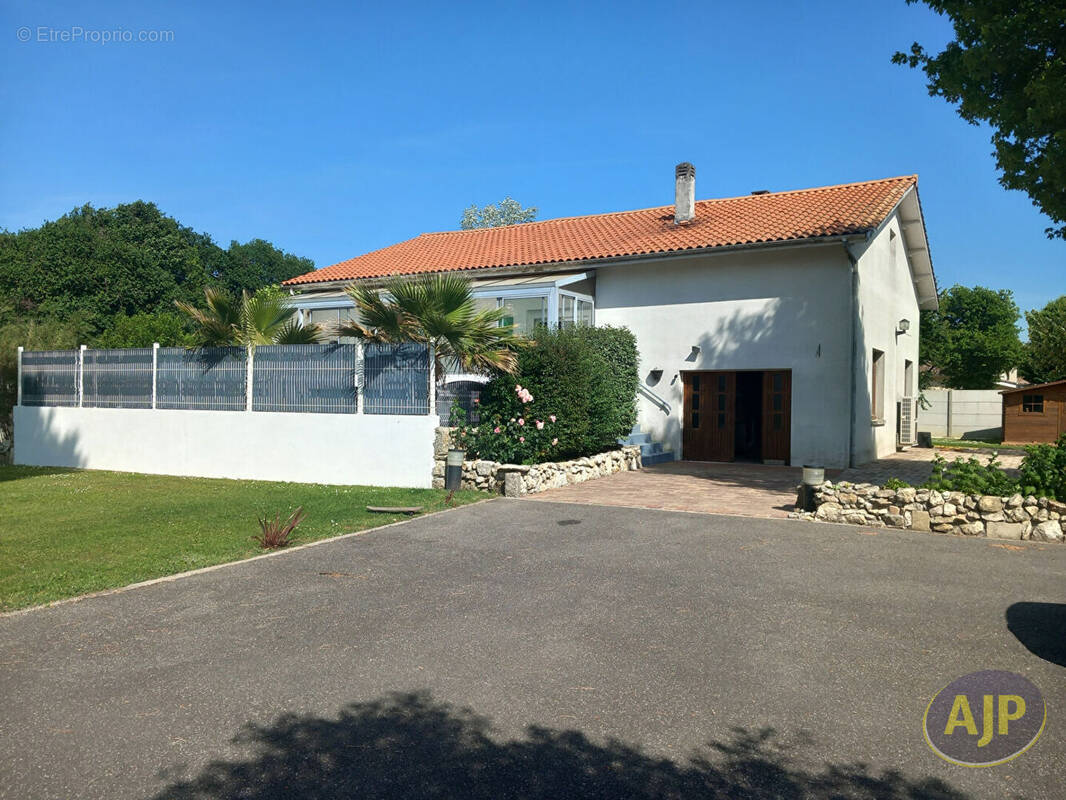 Maison à GAILLAN-EN-MEDOC