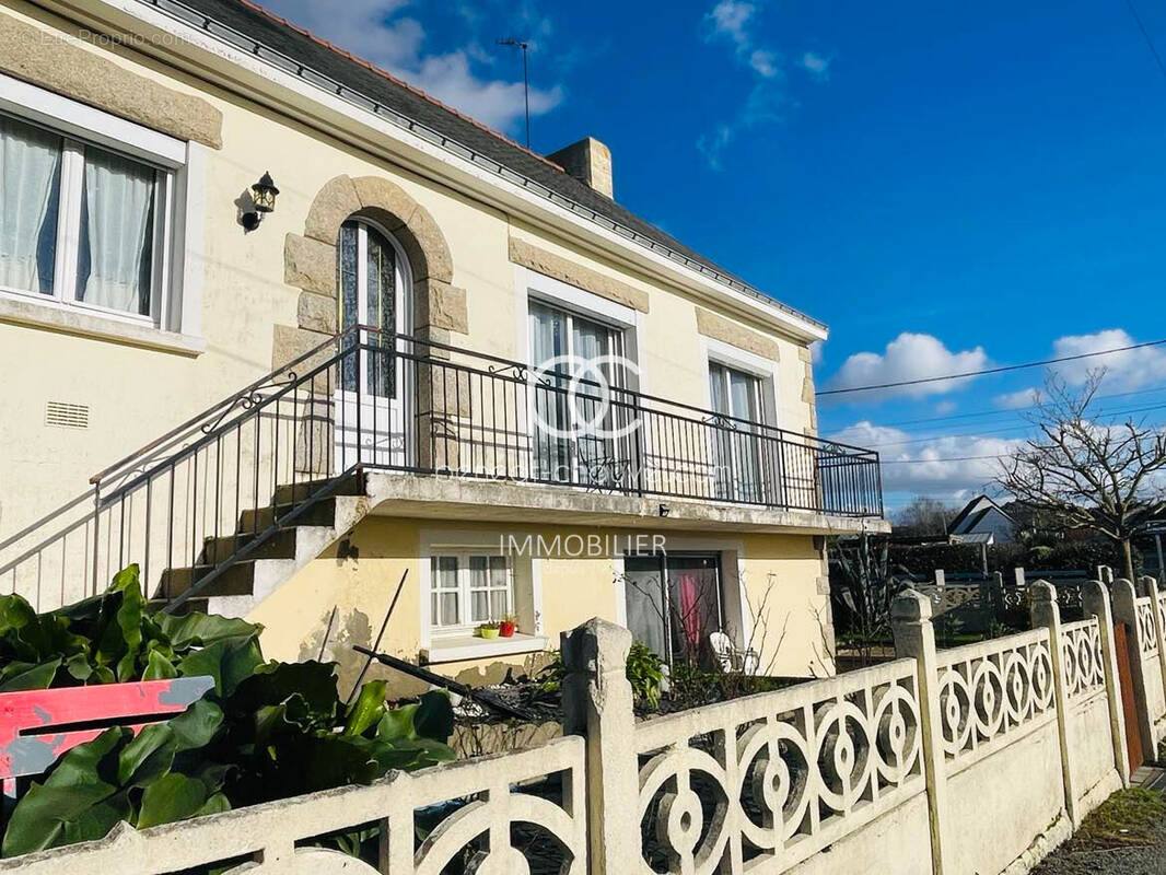 Maison à LE TOUR-DU-PARC