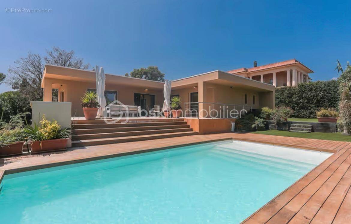 Maison à GRIMAUD