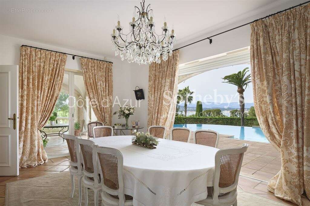 Maison à ANTIBES