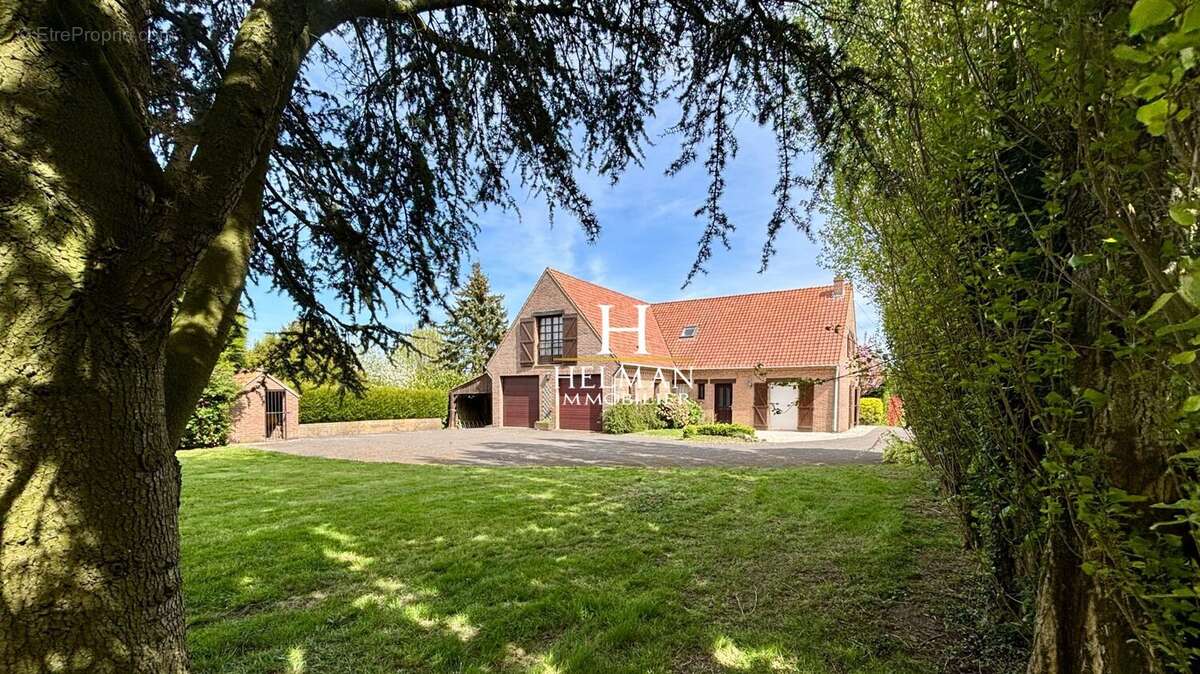 Maison à ECQUES