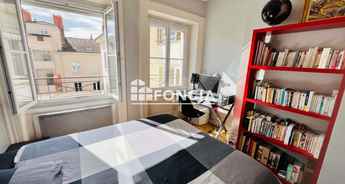 Appartement à LYON-6E