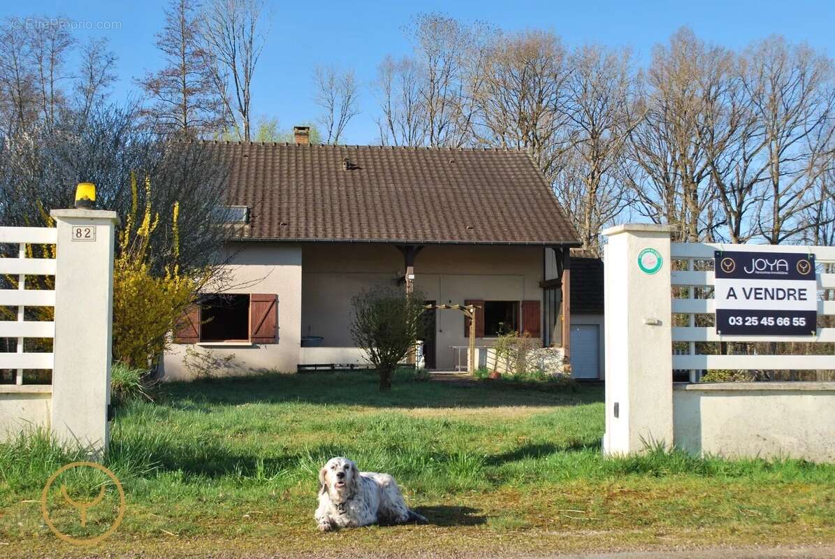 Maison à CHESSY-LES-PRES
