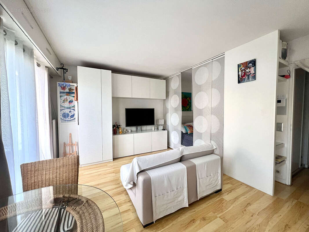 Appartement à SURESNES