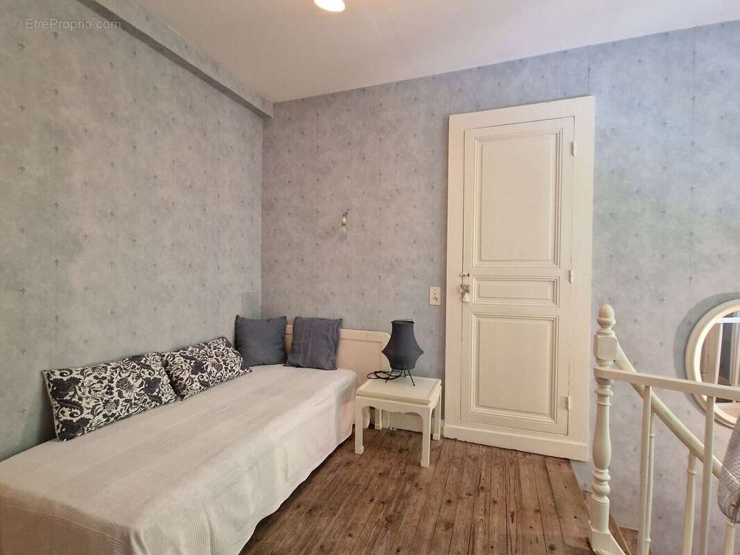 20240731141525 - Maison à LE BUGUE