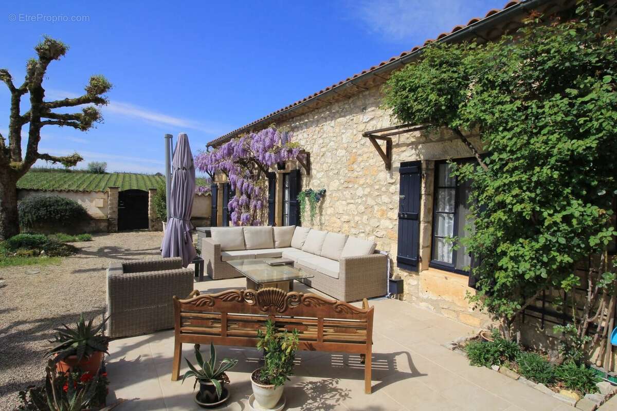 Maison à PRAYSSAC