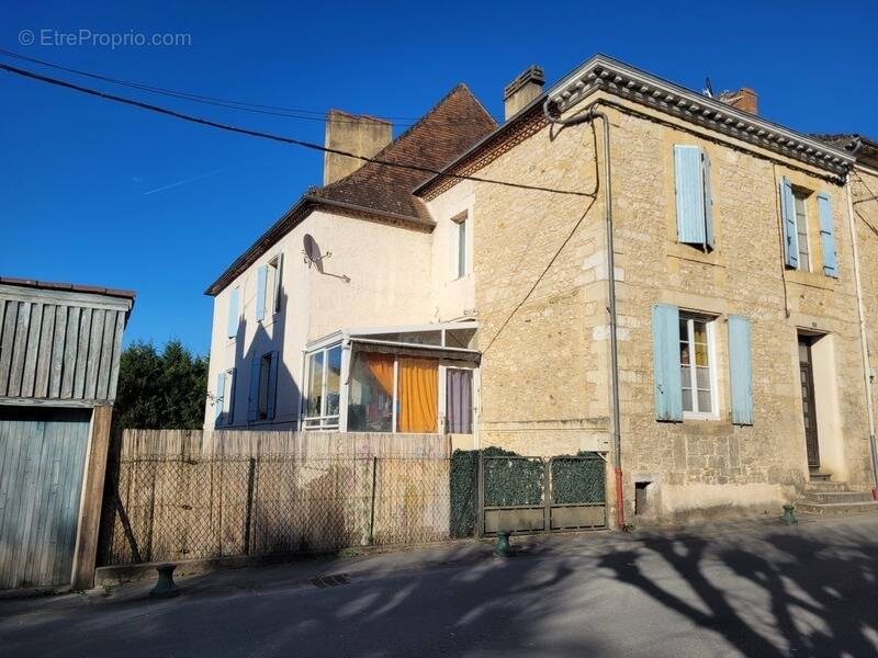 Maison à LE BUGUE