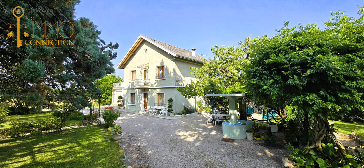 Maison à SEYSSEL