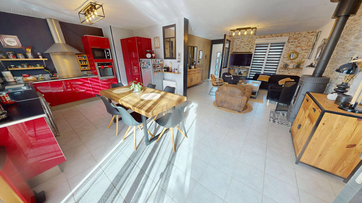 Maison à POTIGNY