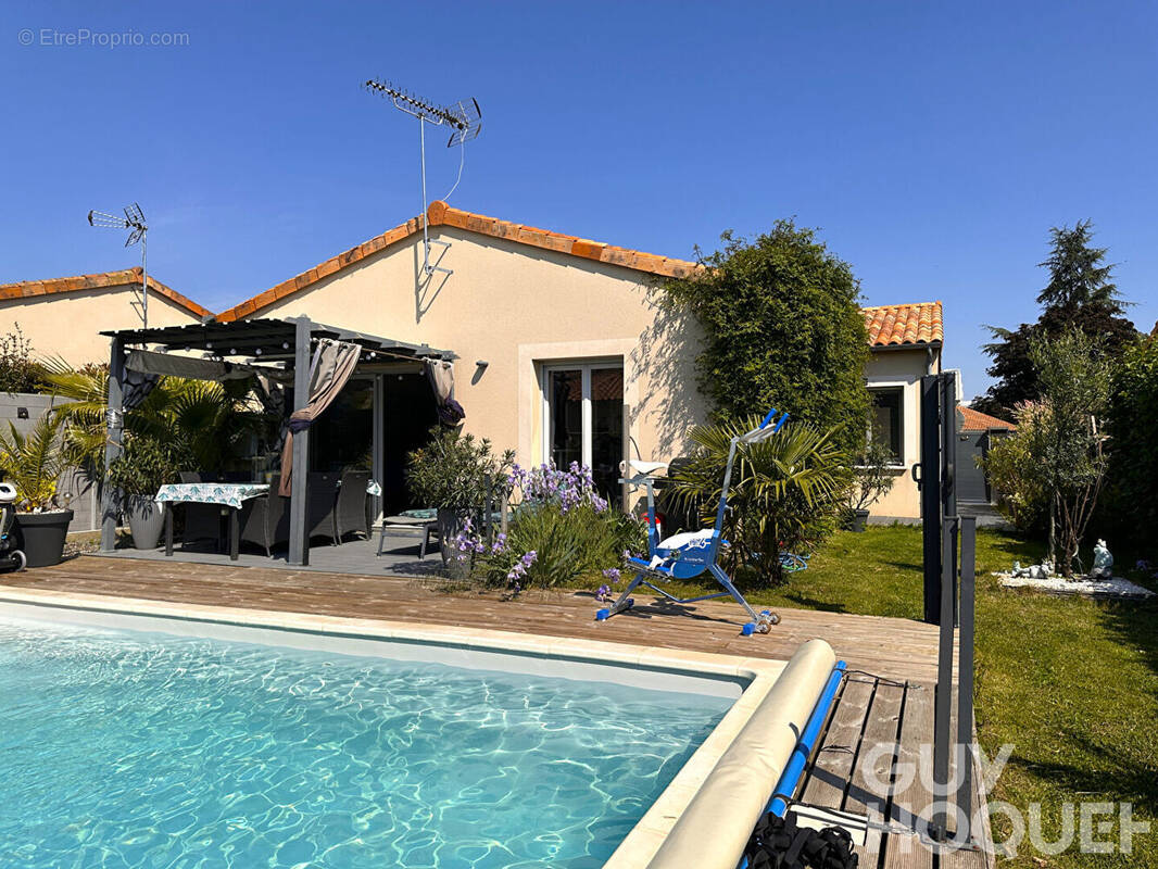 Maison à JAUNAY-CLAN