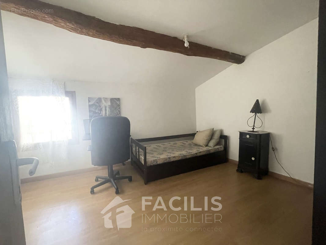Appartement à LORGUES