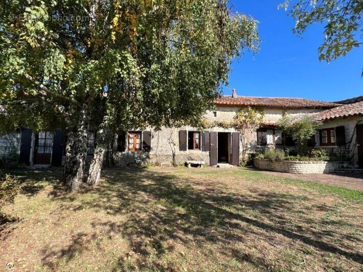 Maison à CIVRAY