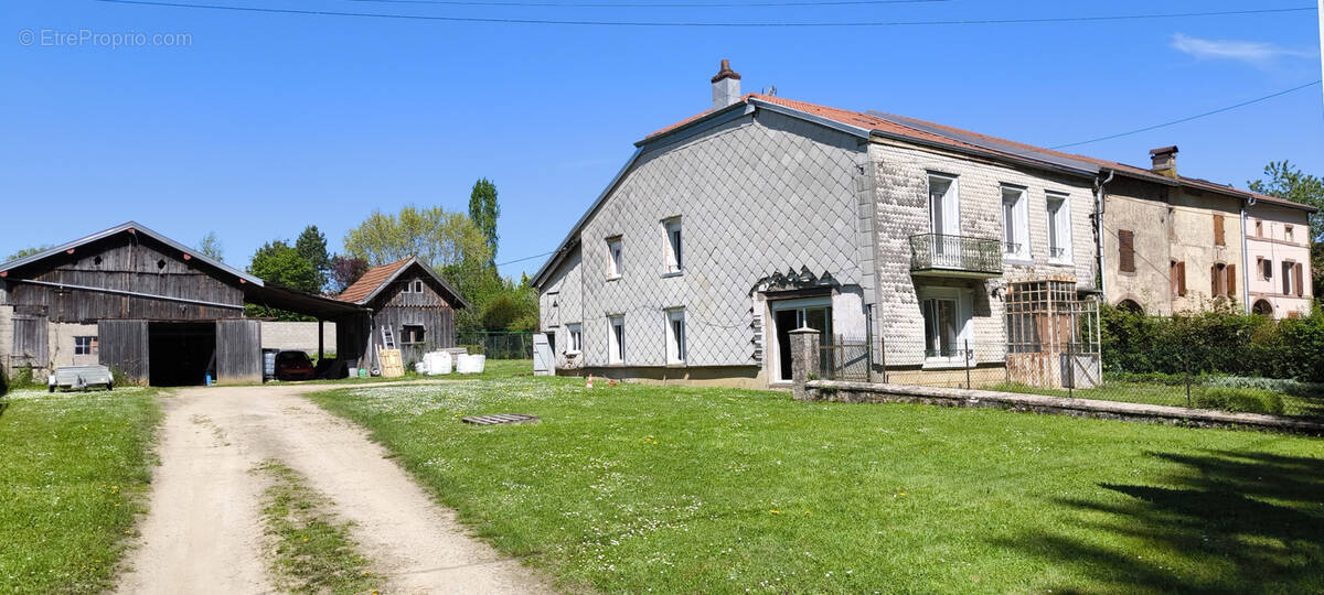 Maison à GIRECOURT-SUR-DURBION
