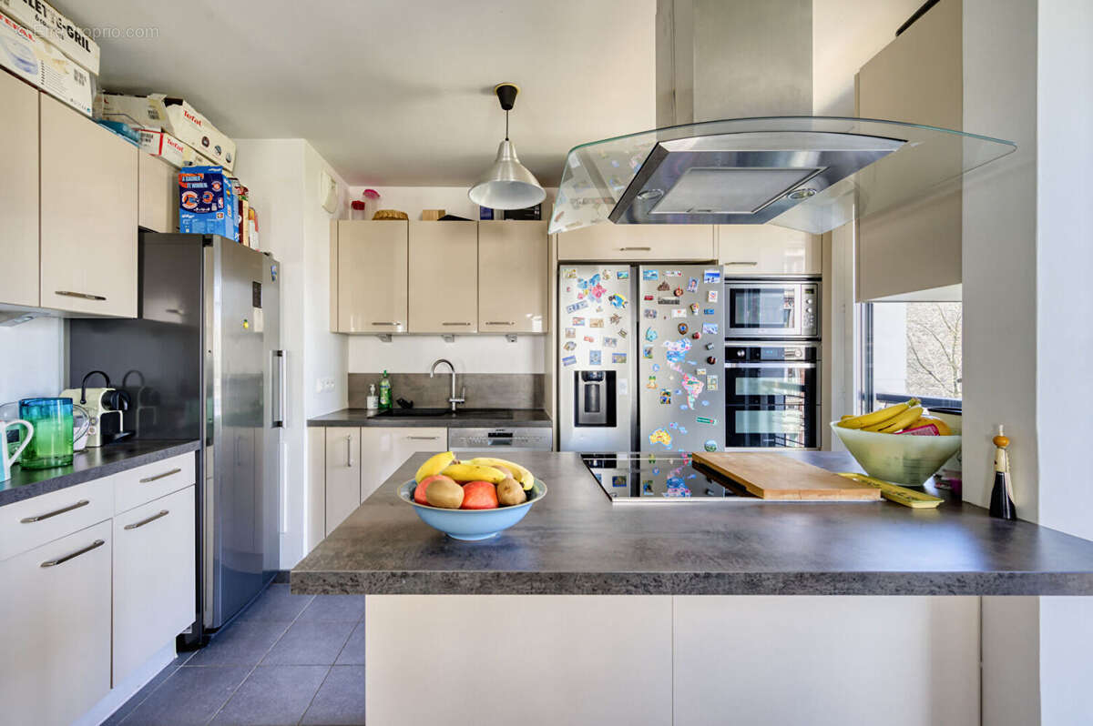 Appartement à SURESNES