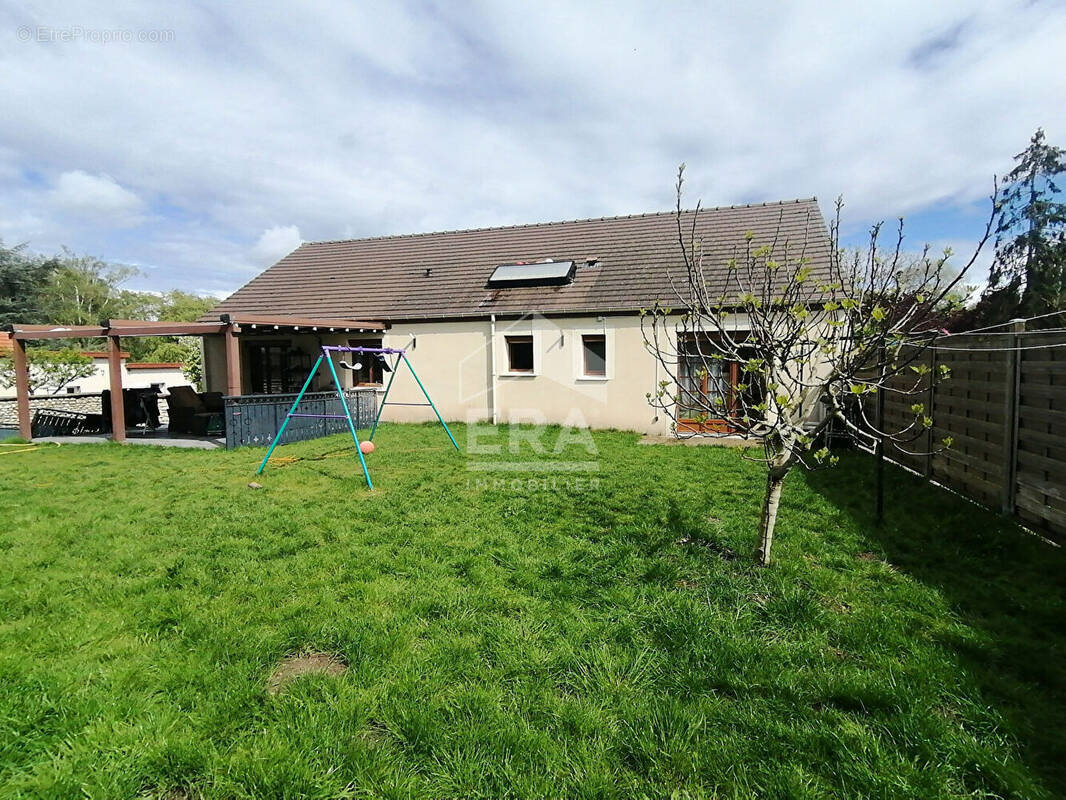 Maison à LA FERTE-ALAIS