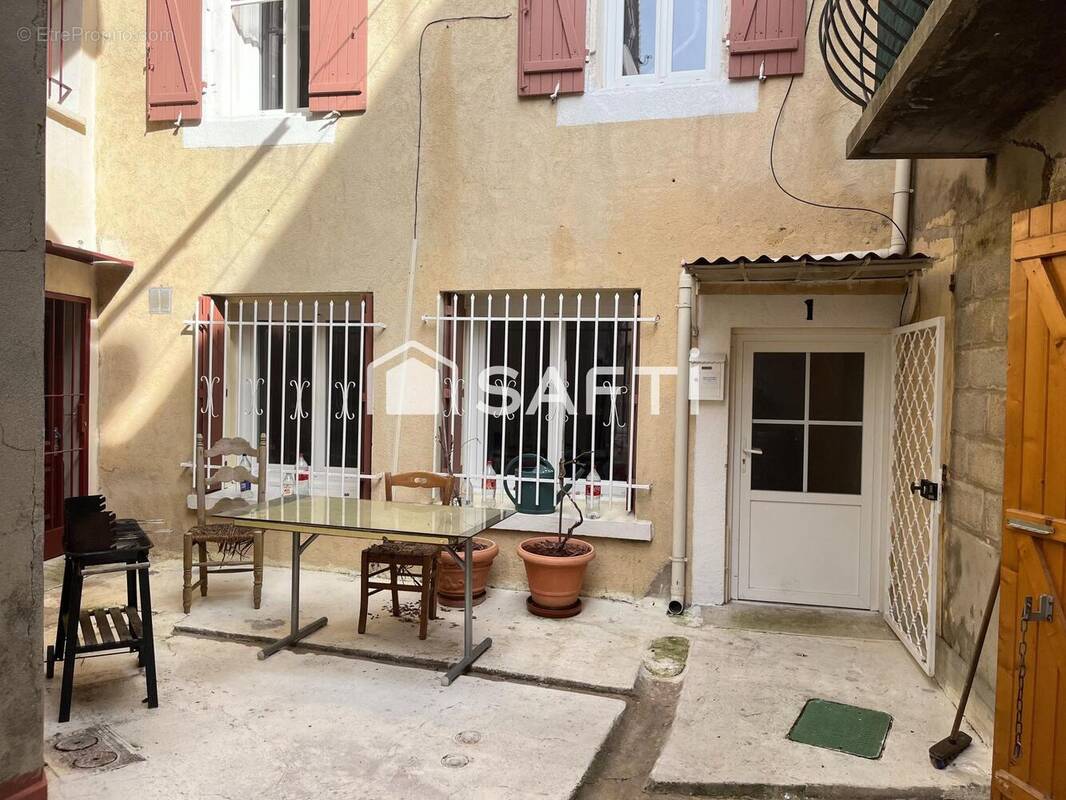 Photo 1 - Maison à SAINT-GILLES
