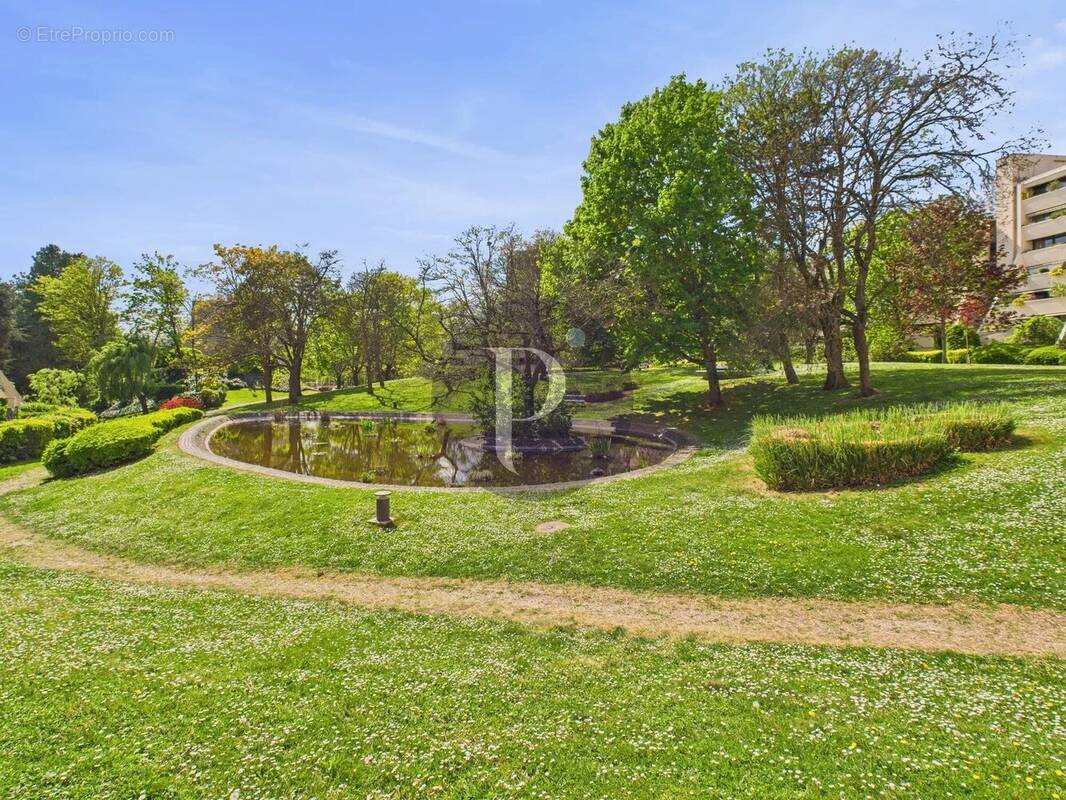 Appartement à VERRIERES-LE-BUISSON