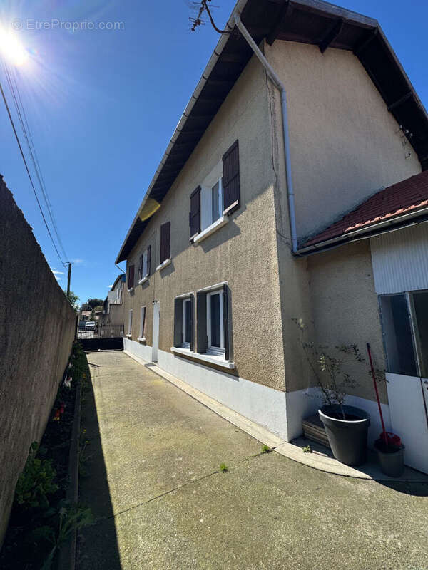 Maison à VIC-EN-BIGORRE