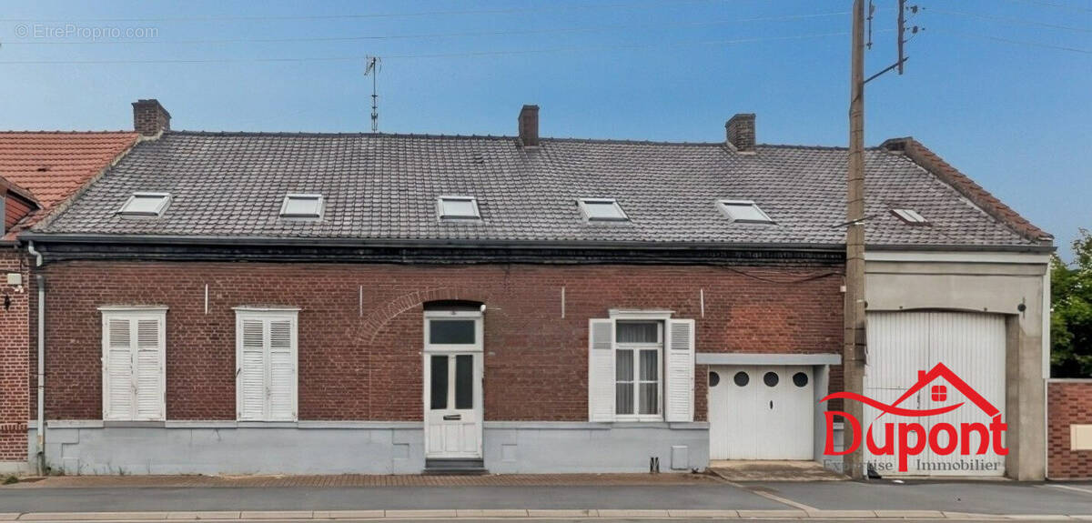 Maison à SOMAIN