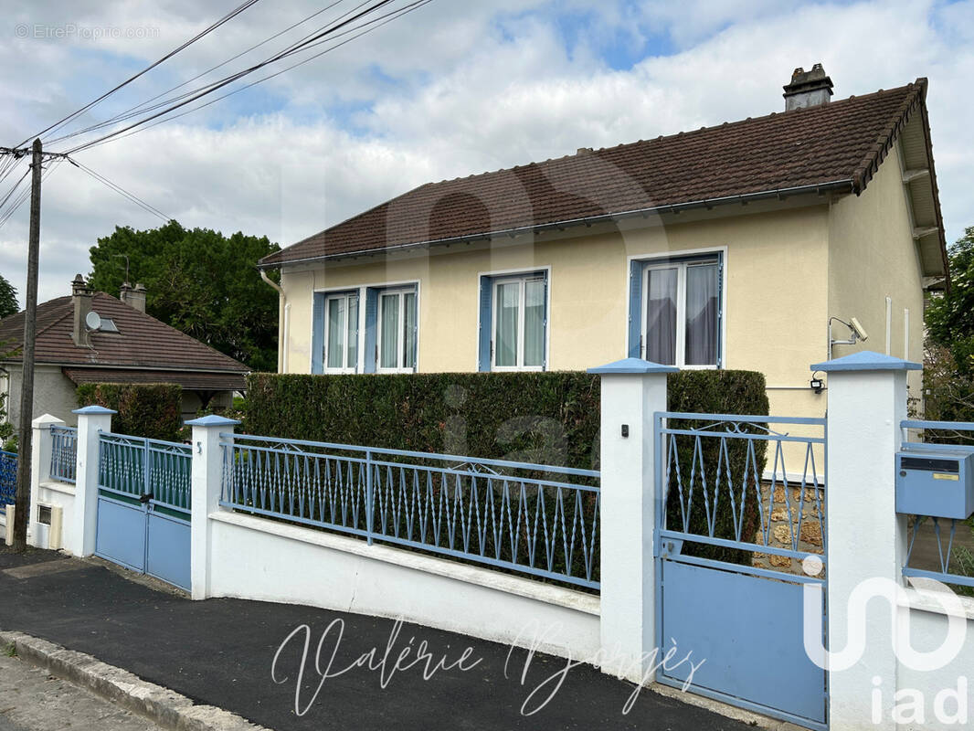 Photo 1 - Maison à LIMEIL-BREVANNES