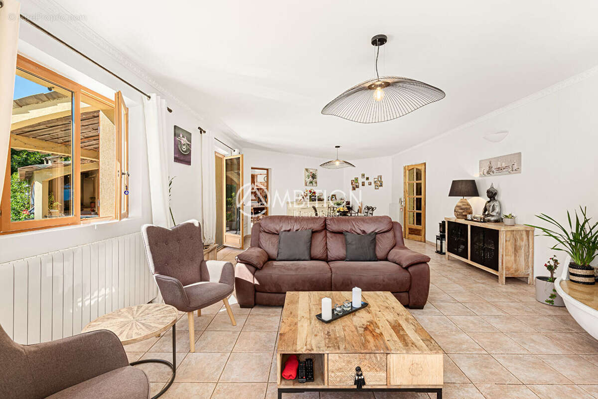 Maison à PEGOMAS