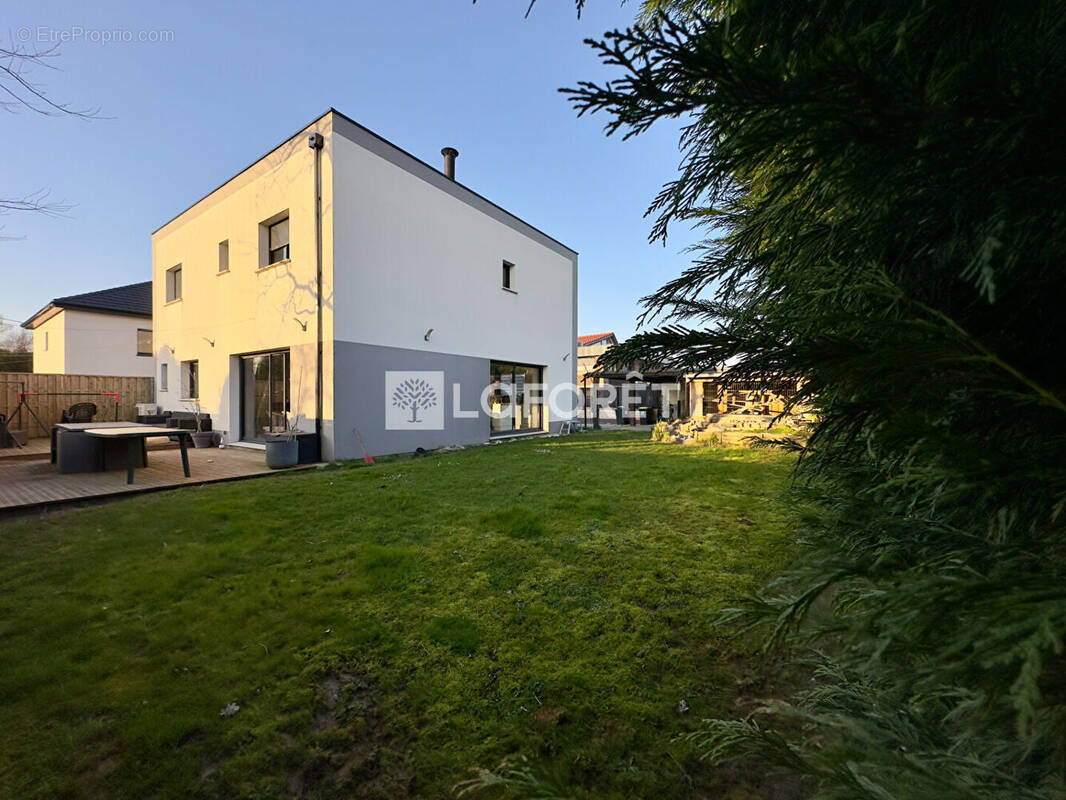 Maison à MERIGNIES