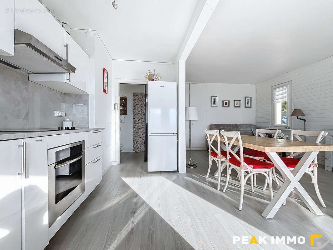 Appartement à AIX-LES-BAINS