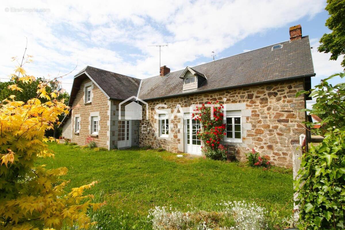 Photo 1 - Maison à ISIGNY-LE-BUAT