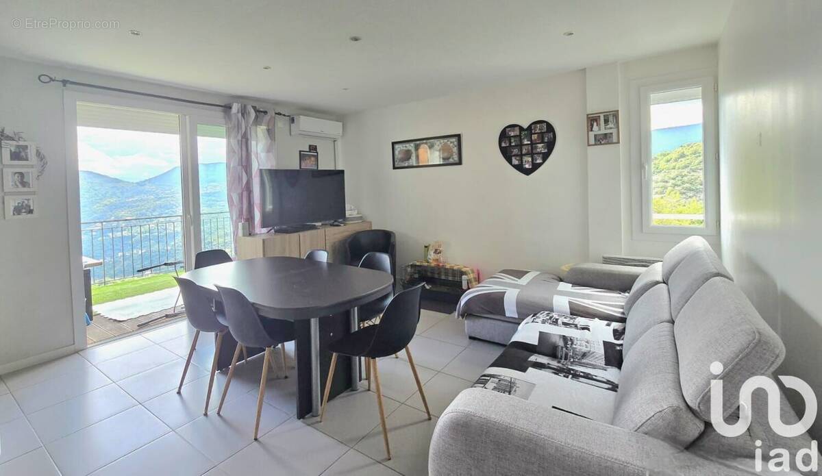Photo 1 - Appartement à BERRE-LES-ALPES