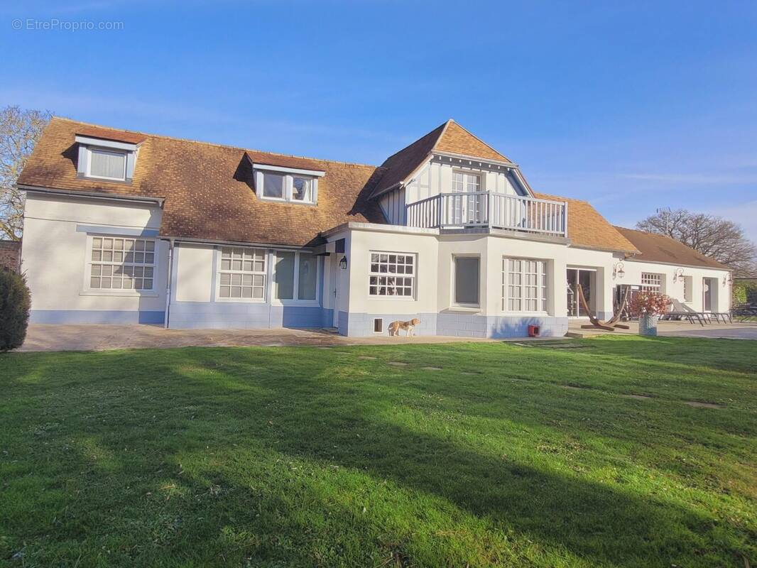 Maison à VIRONVAY