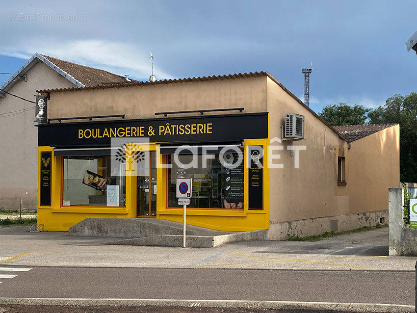 Commerce à DOLE