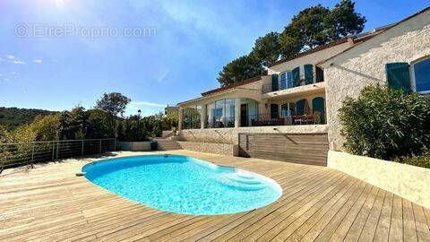 Maison à CANNES