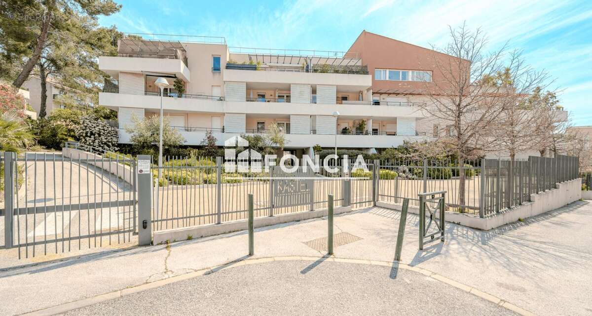 Appartement à HYERES